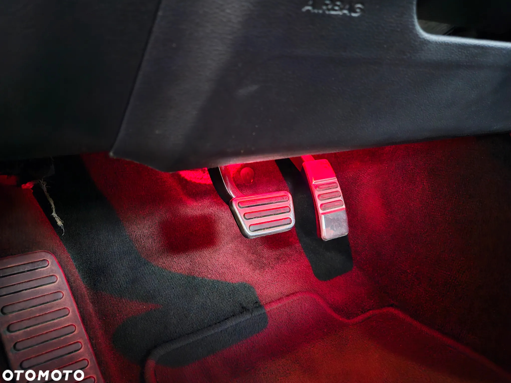 Ford Mustang 5.0 V8 GT - 31