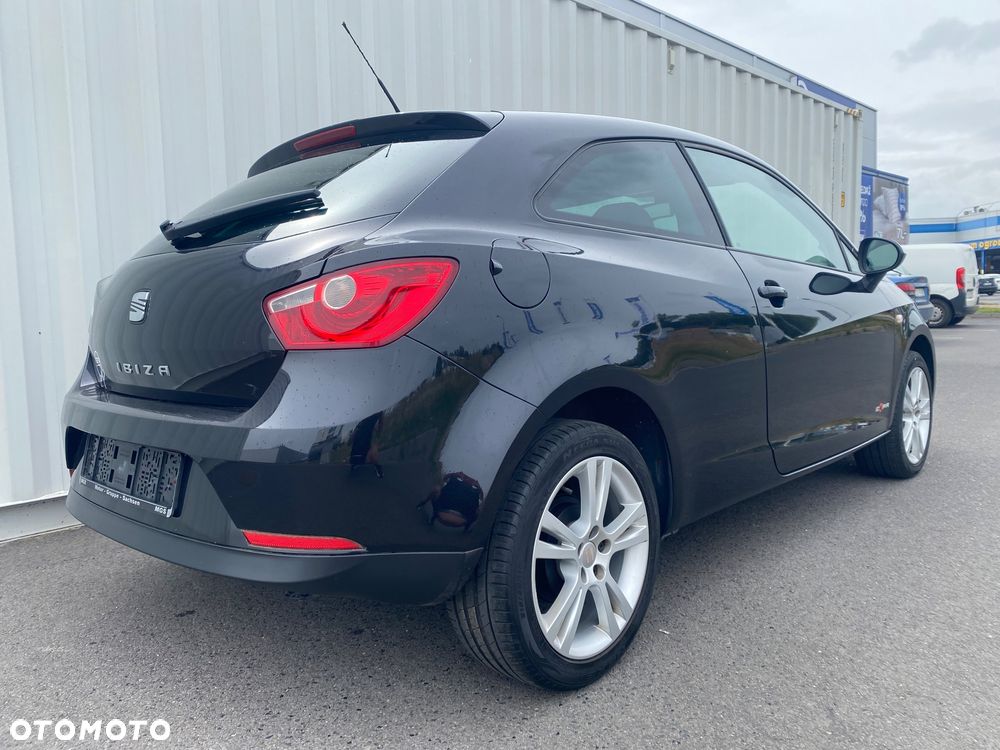 Seat Ibiza SC 1.4 16V Sport - 4