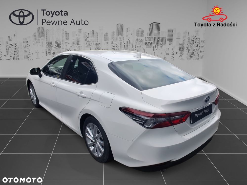 Toyota Camry 2.5 Hybrid Comfort CVT - 4