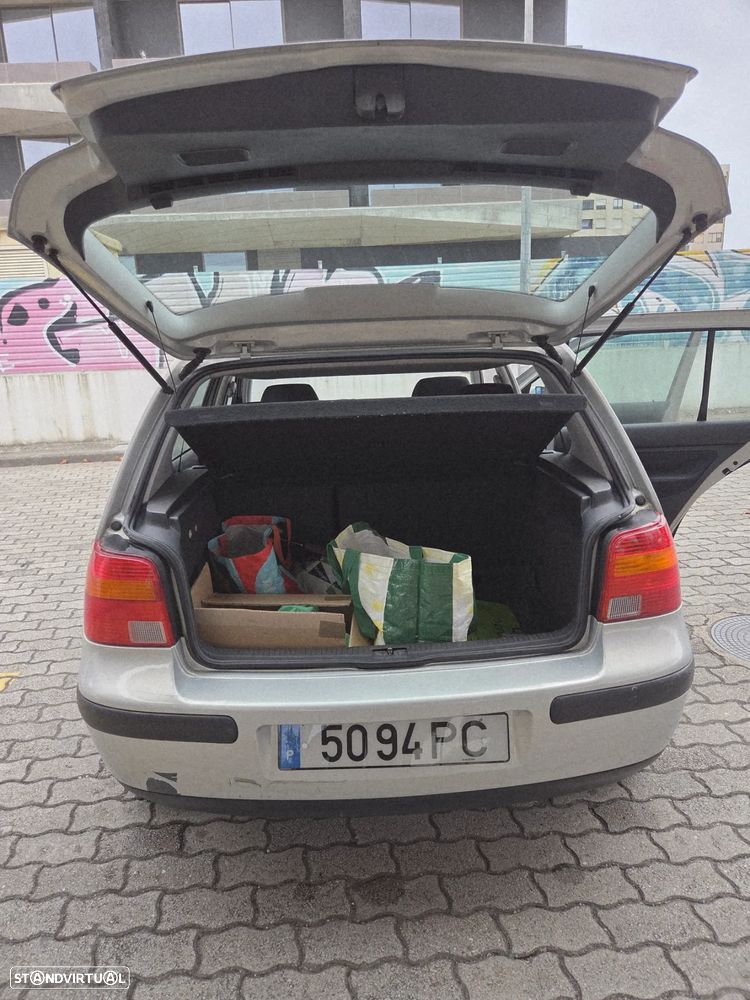VW Golf 1.4i Confortline - 5