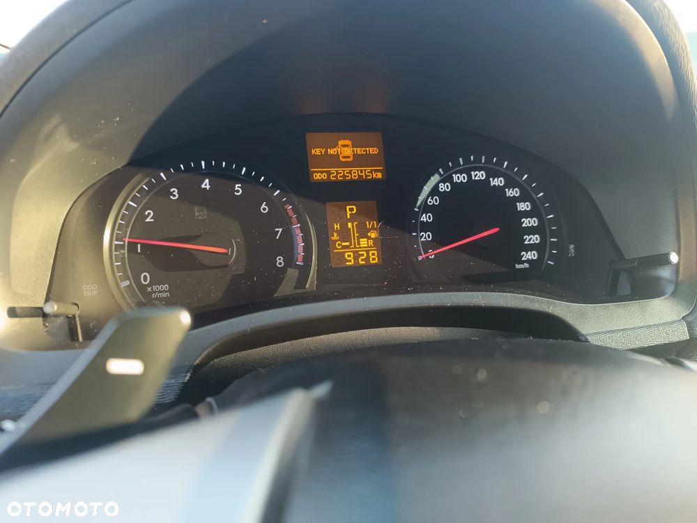 Toyota Avensis 2.0 Sol NAVI MS - 11