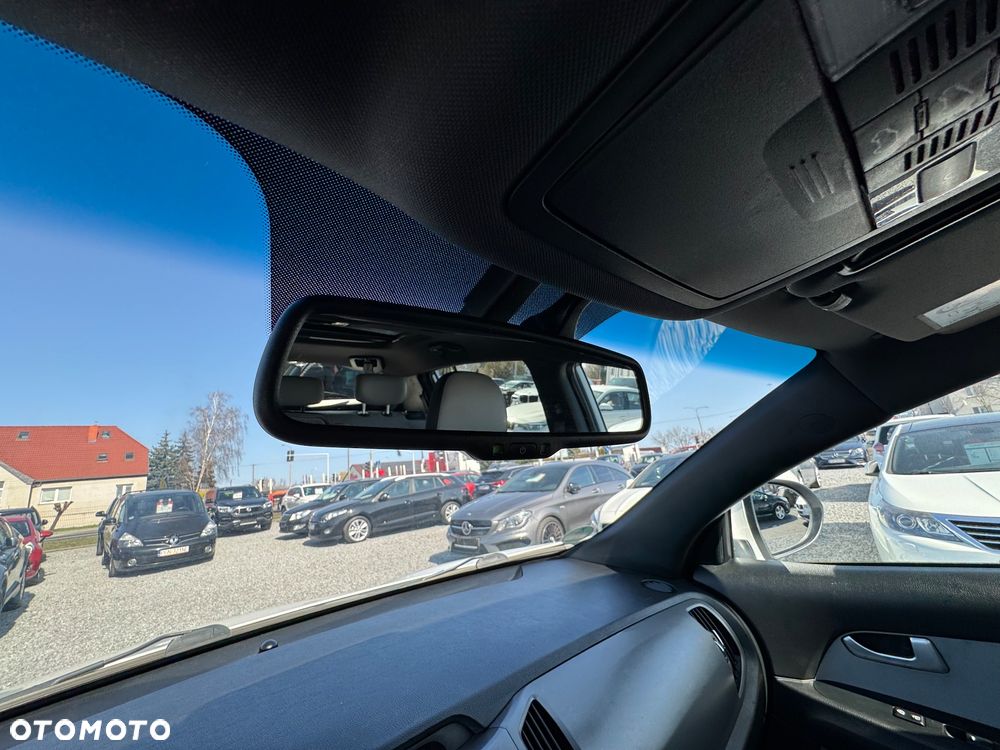 Kia Sportage 2.0 CRDI XL - 38