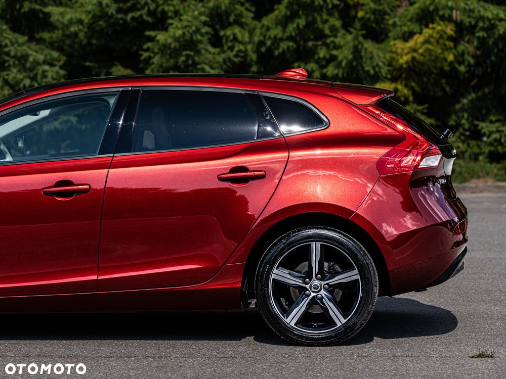 Volvo V40 T2 Drive-E Momentum - 8