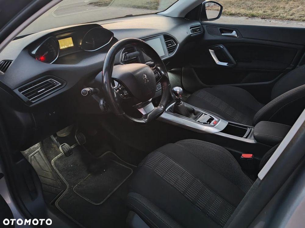 Peugeot 308 1.6 BlueHDi Business Line S&S - 14