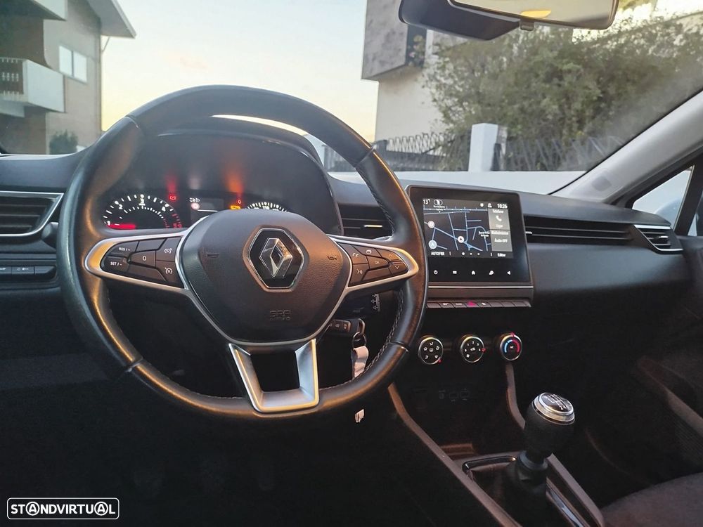 Renault Clio 1.5 Blue dCi Exclusive - 8