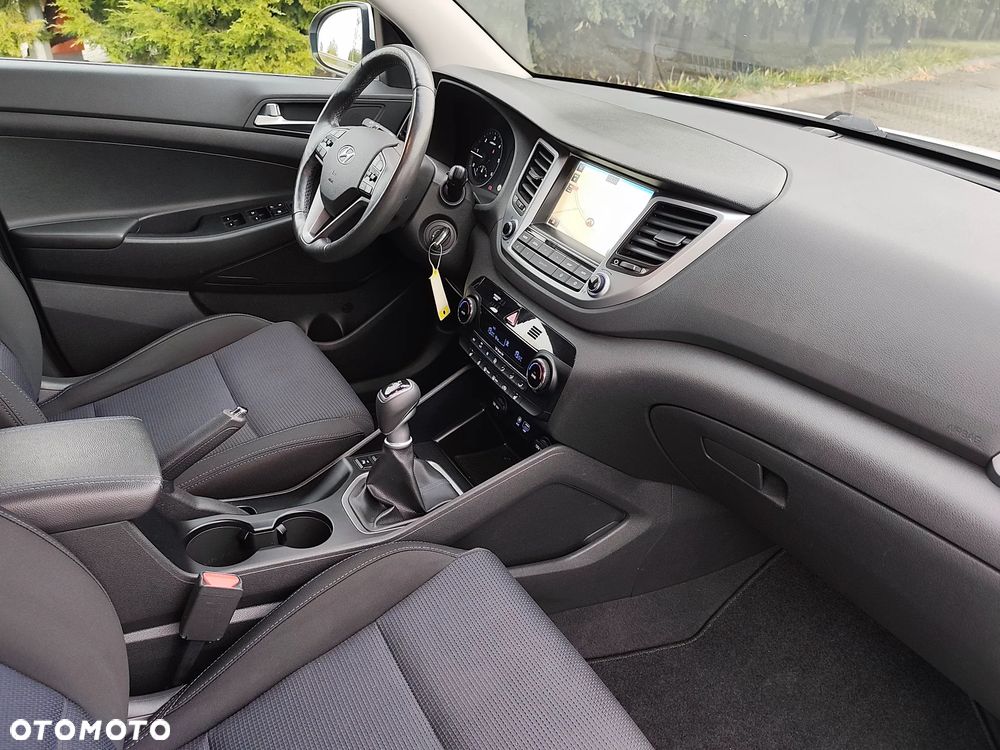Hyundai Tucson blue 1.7 CRDi 2WD Advantage - 6