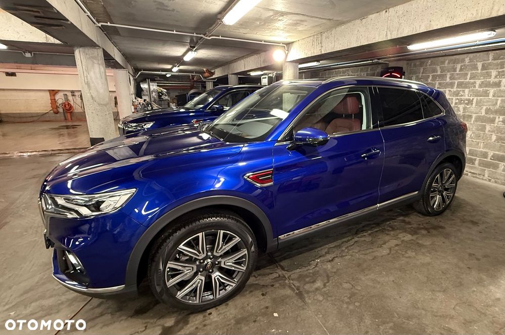 Hongqi HS5 2.0T AWD - 2