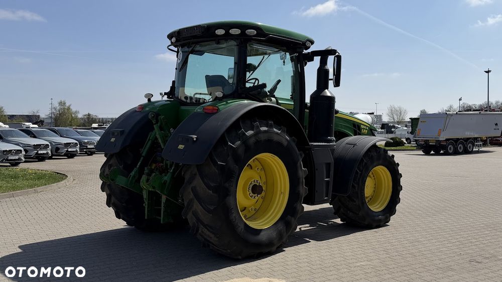 John Deere 8320R - 5