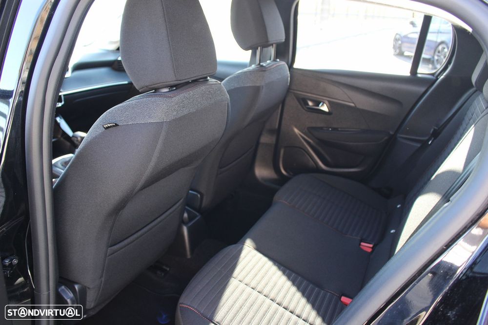 Peugeot 208 1.2 PureTech Active Pack - 34