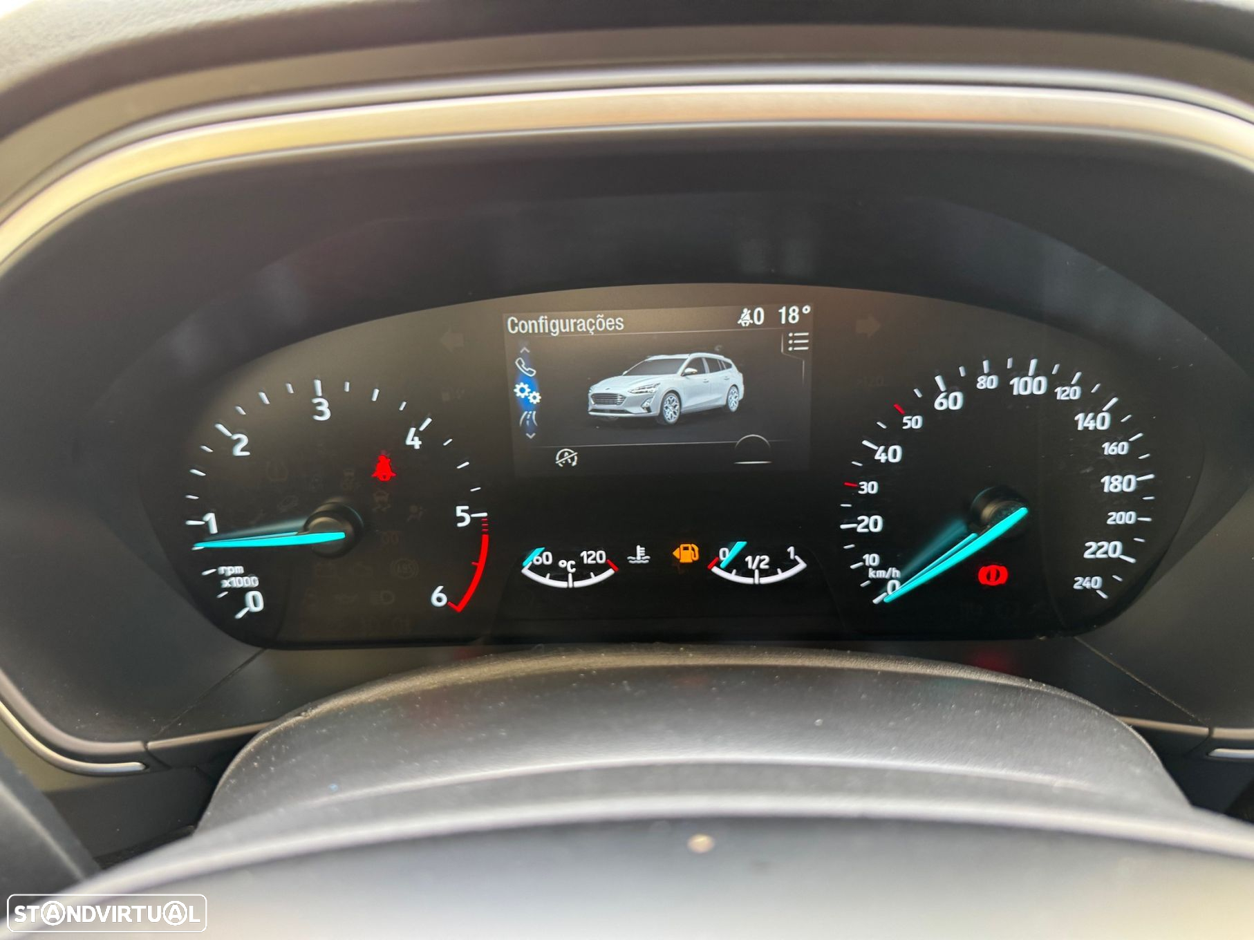 Ford Focus SW 1.5 TDCi EcoBlue Active - 21