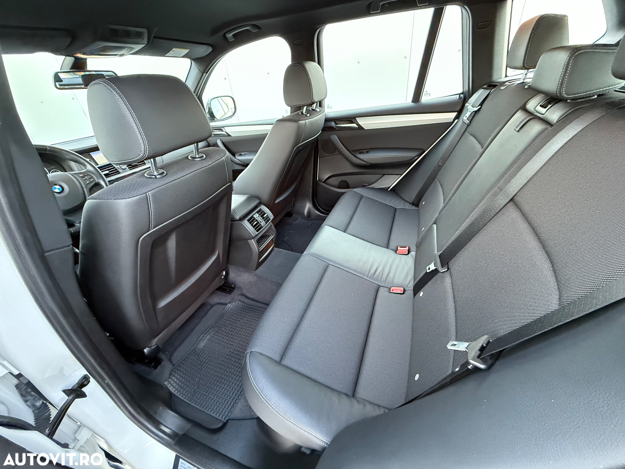 BMW X3 xDrive20d - 8