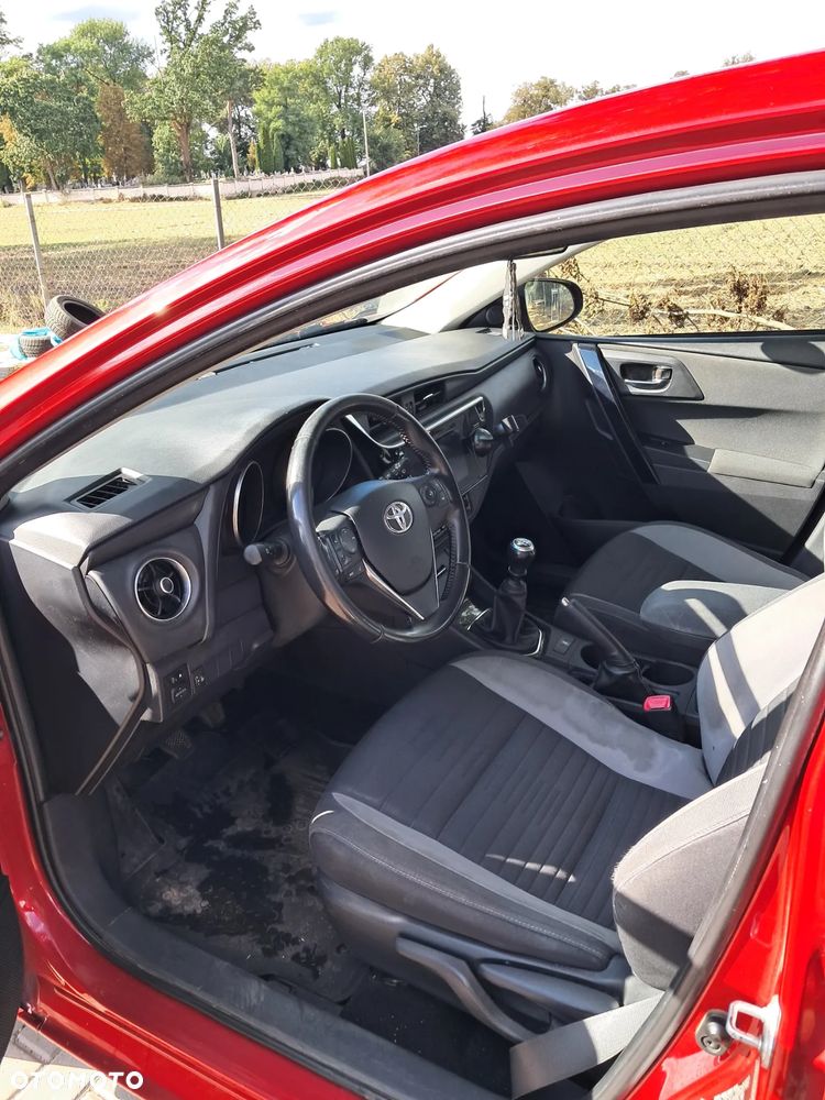 Toyota Auris 1.6 Comfort - 6