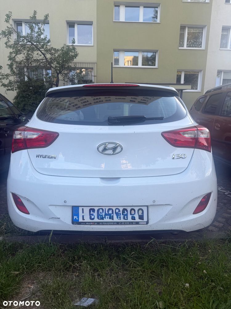 Hyundai i30 1.6 GDI Premium - 8