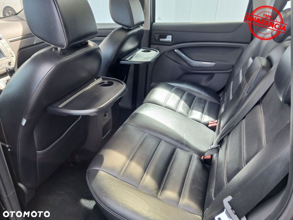Ford Kuga - 28