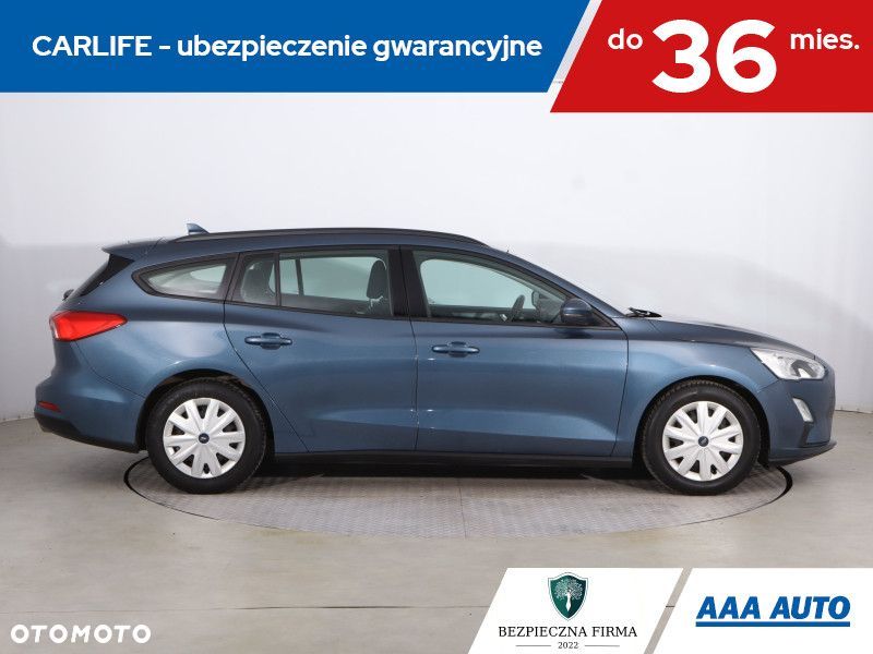 Ford Focus SW - 8