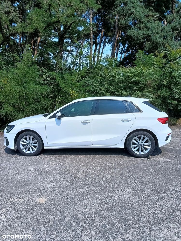 Audi A3 Sportback - 4