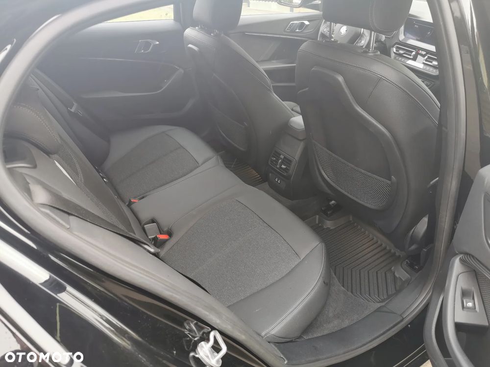 BMW Seria 1 120i Edition Colorvision - 13