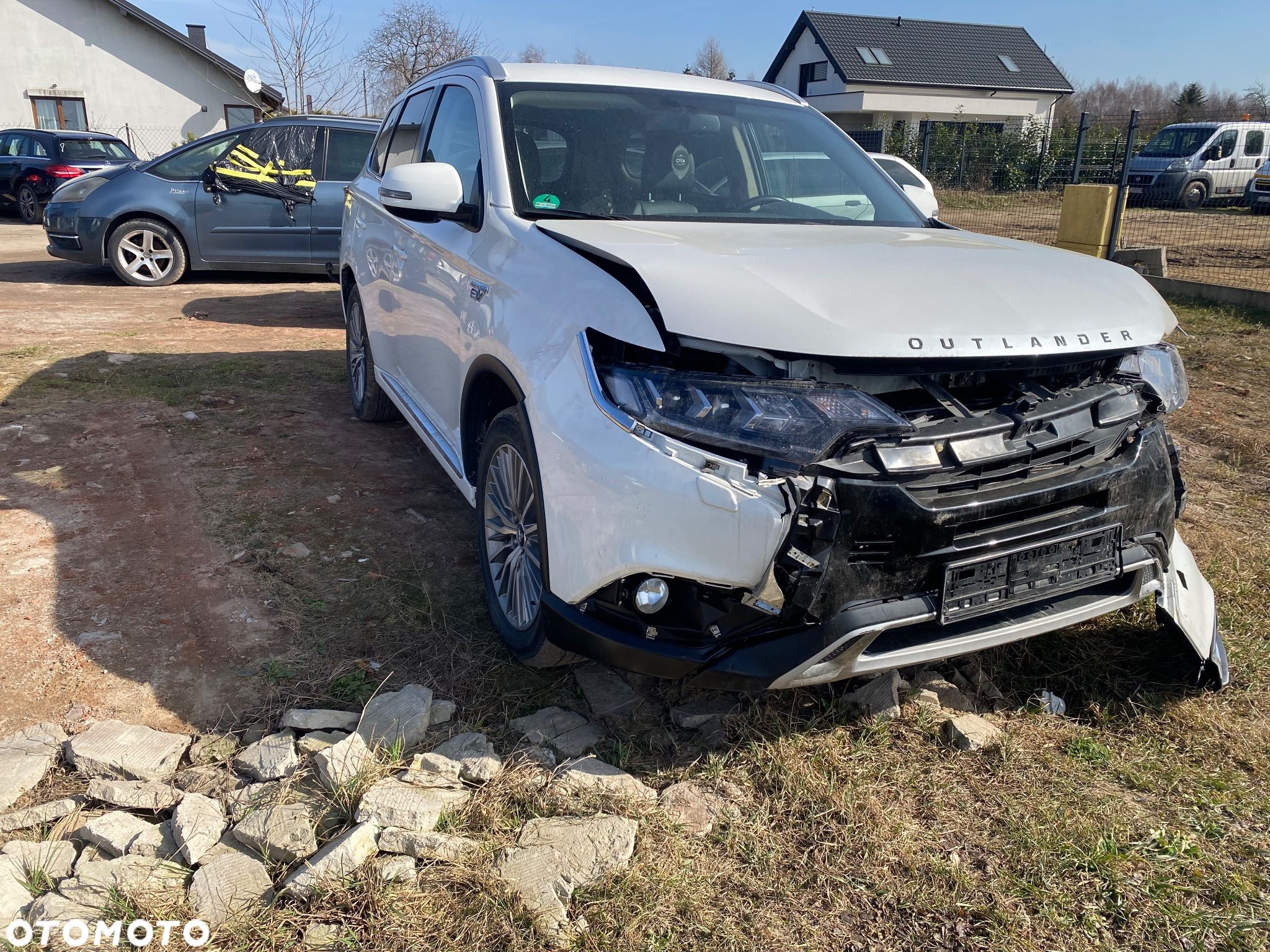 Mitsubishi Outlander PHEV Instyle - 1