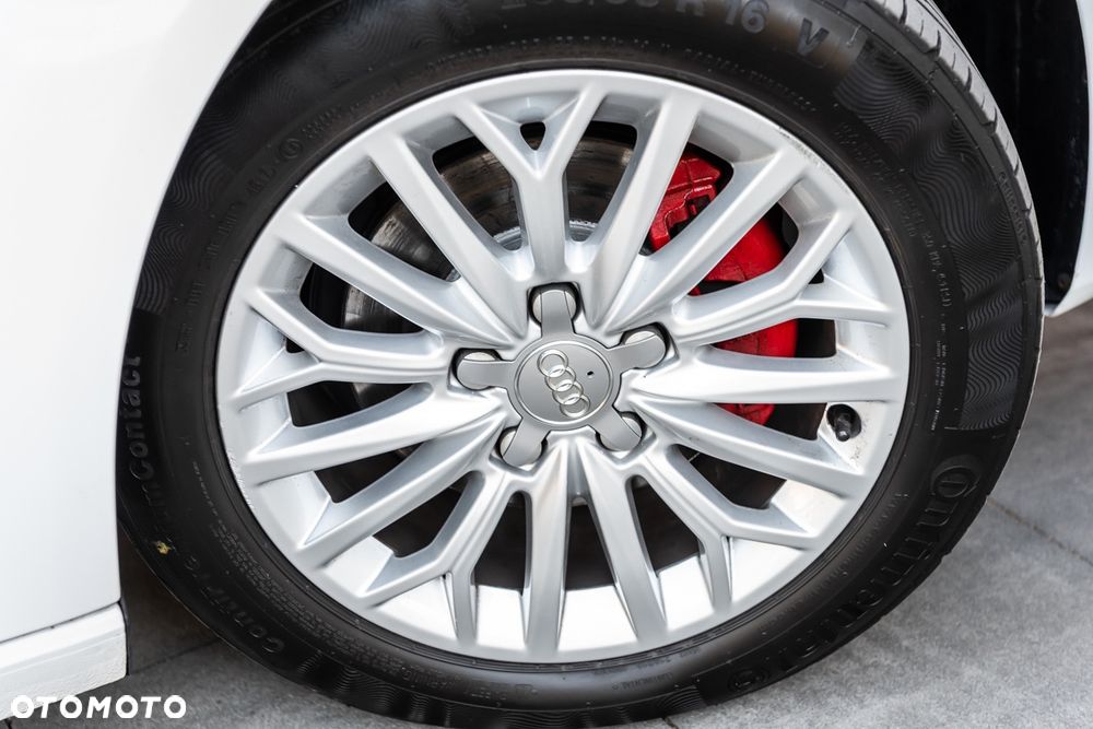 Audi A3 Sportback 2.0 TDI (clean diesel) S line Sportpaket - 8