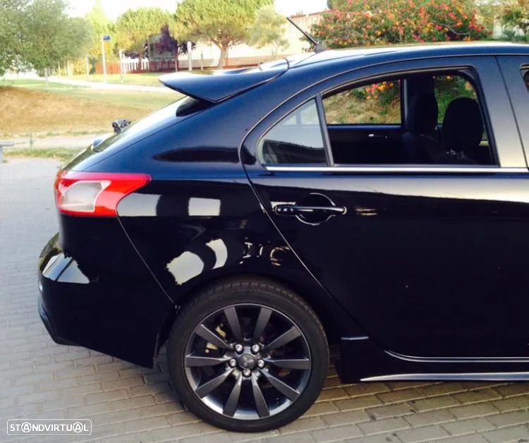 Mitsubishi Lancer 2.0 T/C Ralliart - 4