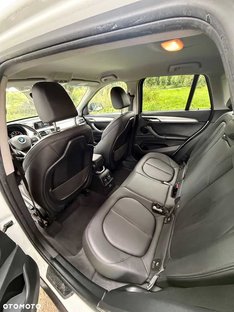 BMW X1 sDrive16d - 3