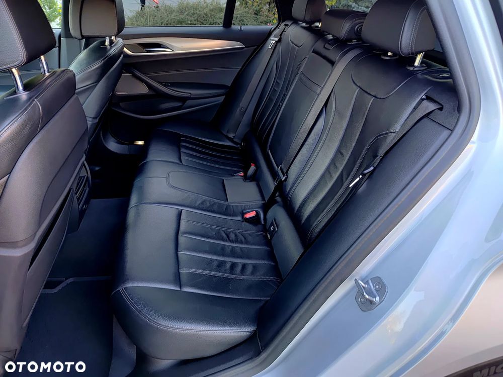 BMW Seria 5 520d Sport Line sport - 21