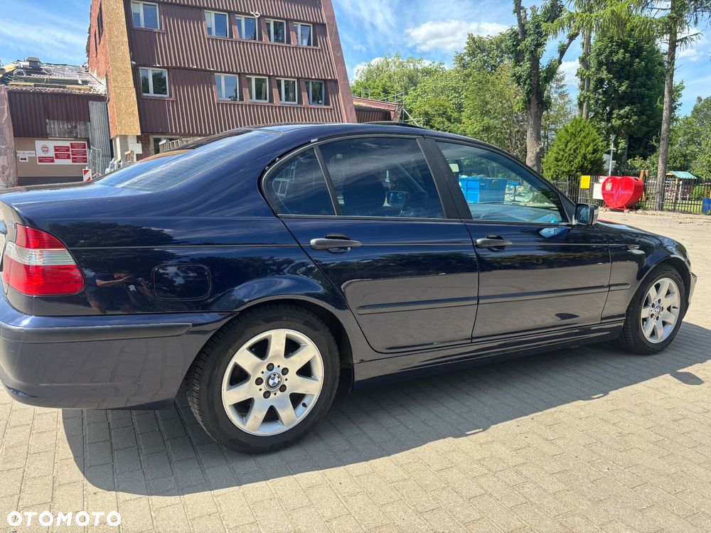 BMW Seria 3 318i - 3