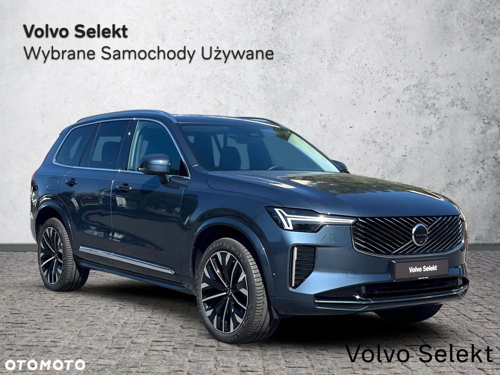 Volvo XC 90 - 9