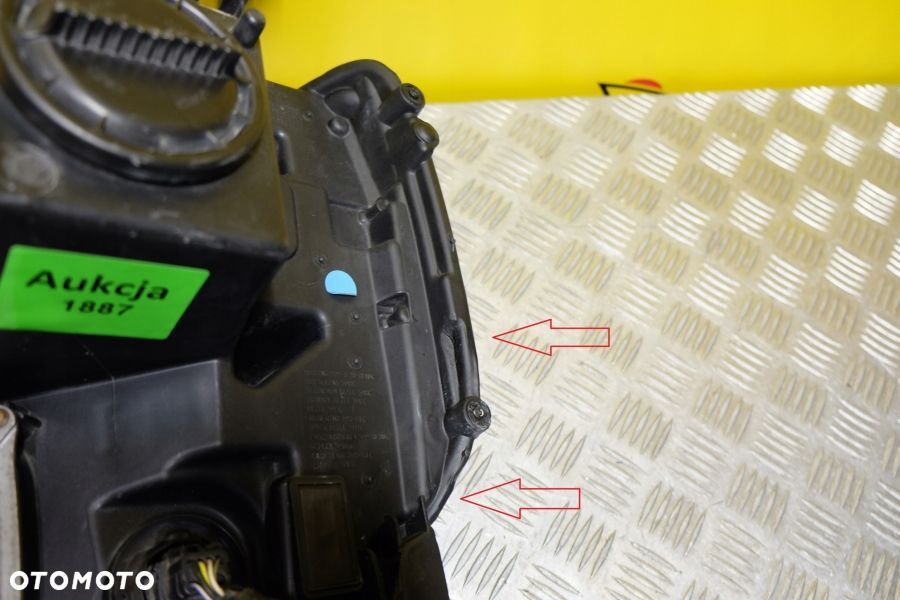 GMC SIERRA 2016-2018 REFLEKTOR LAMPA XENON R USA - 15