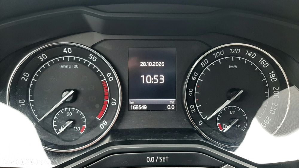 Skoda Superb 1.8 TSI DSG SportLine - 12