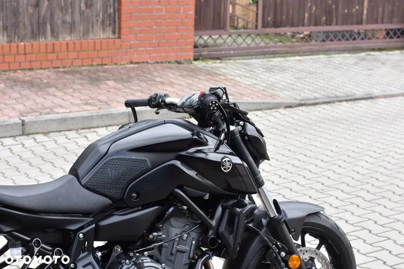 Yamaha MT - 12