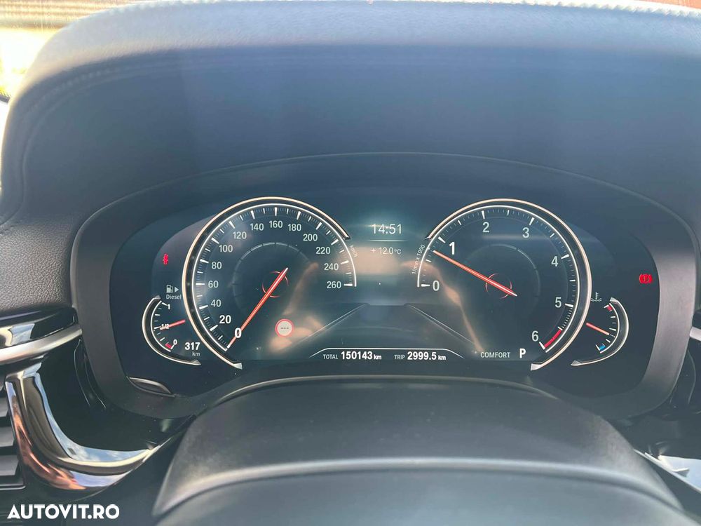 BMW Seria 5 530d xDrive AT - 19