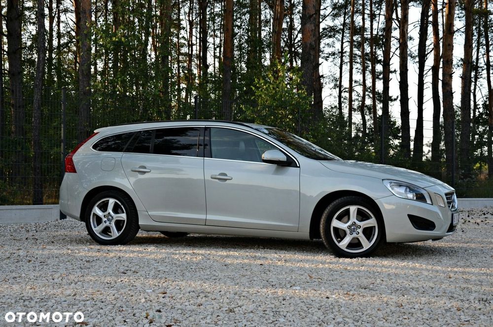 Volvo V60 D3 Summum - 15
