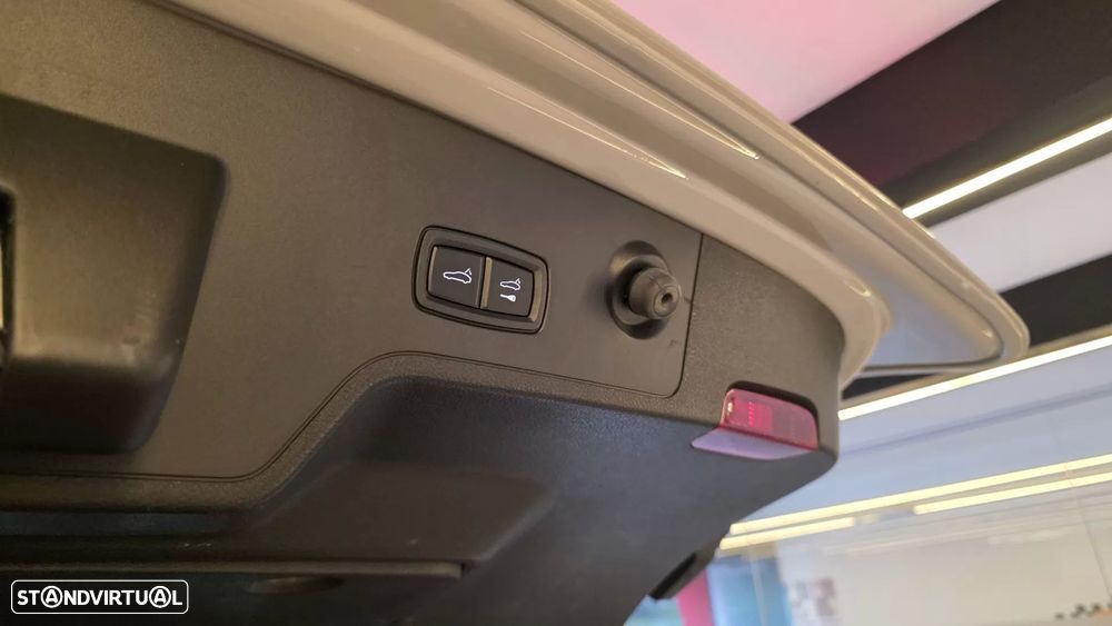 Porsche Panamera Sport Turismo 4S E-Hybrid - 26