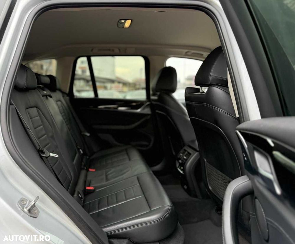 BMW X3 xDrive20d AT xLine - 18
