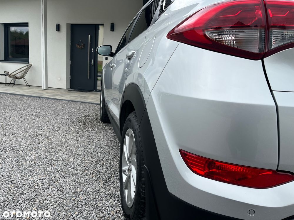 Hyundai Tucson 2.0 CRDI Comfort 4WD - 11
