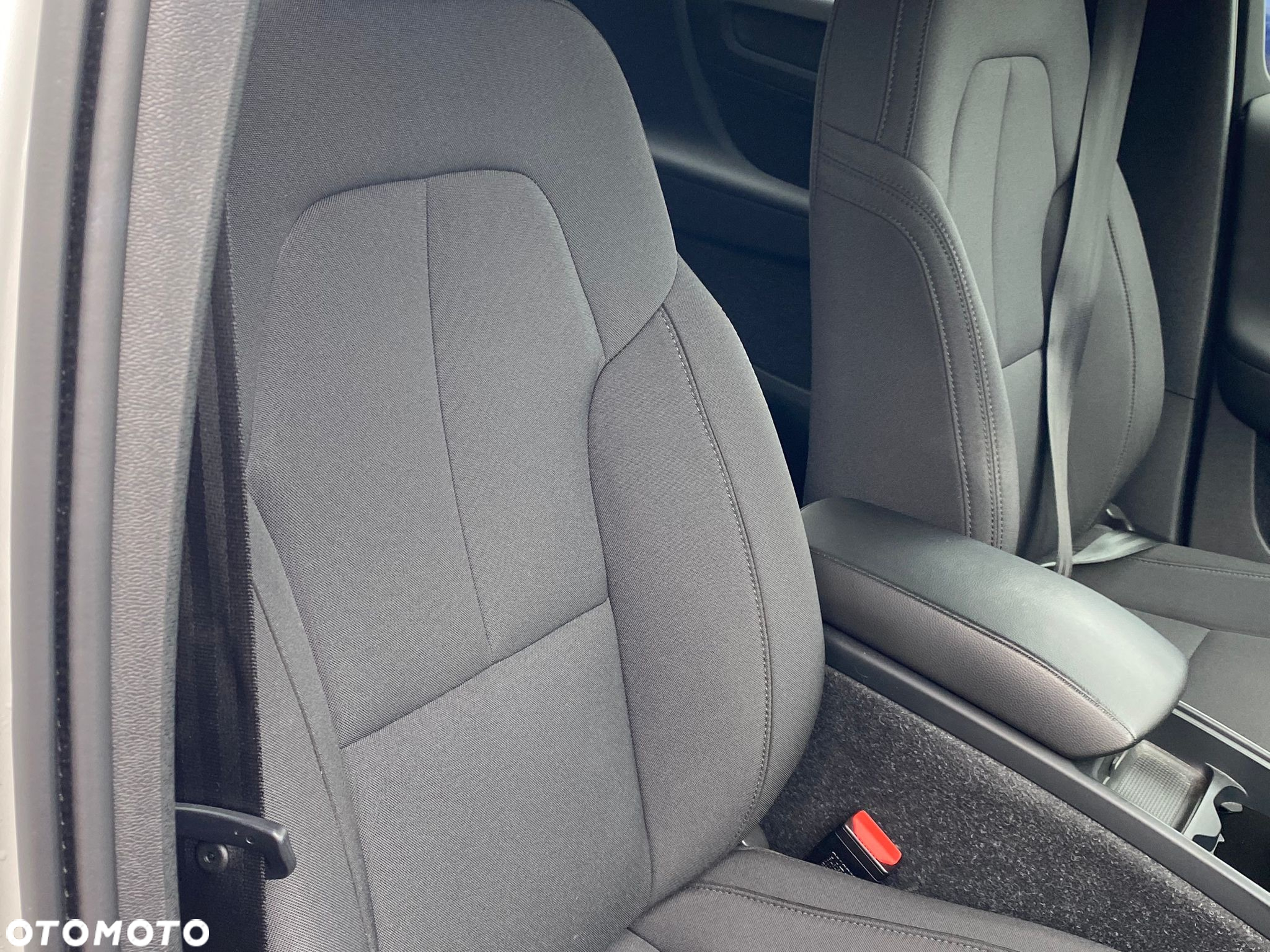 Volvo XC 40 T3 Momentum Pro - 20