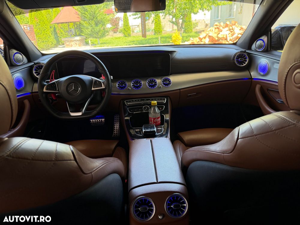 Mercedes-Benz E 220 d 4MATIC Aut. - 11