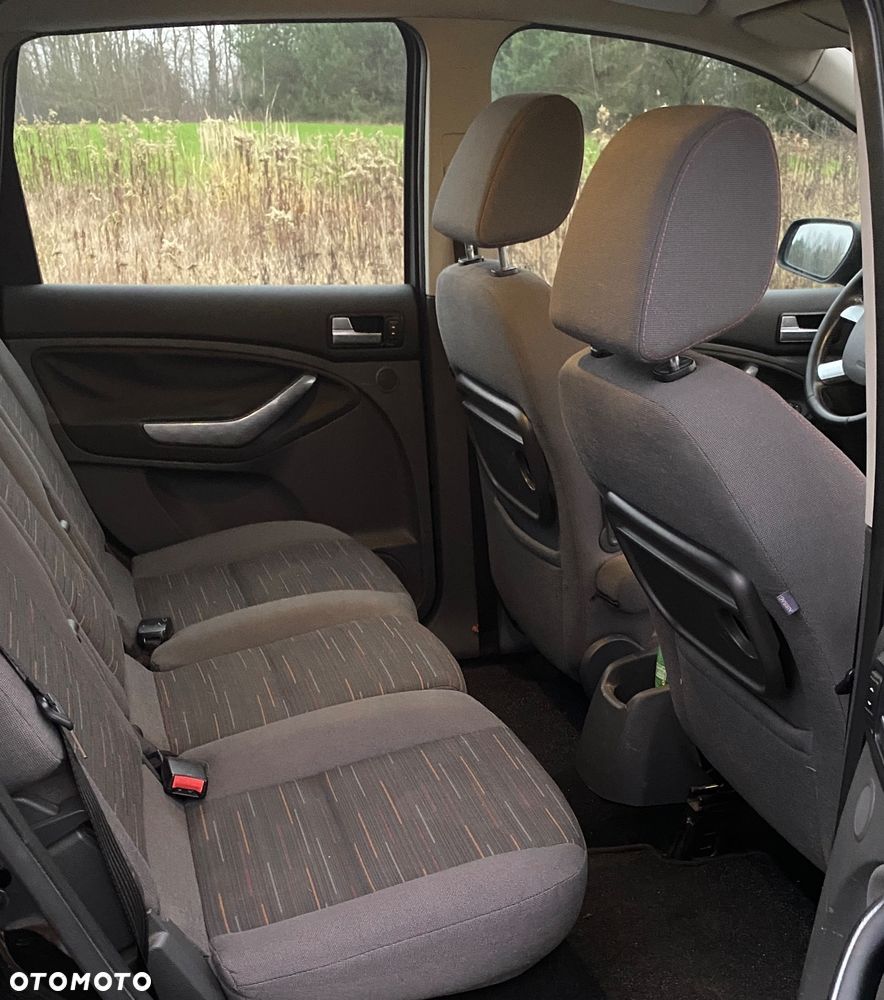 Ford C-MAX 1.6 TDCi Ghia - 9