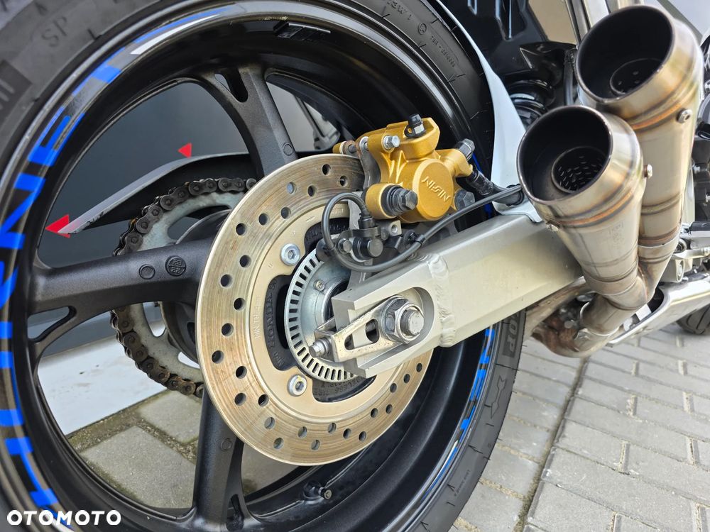 Honda Hornet - 19