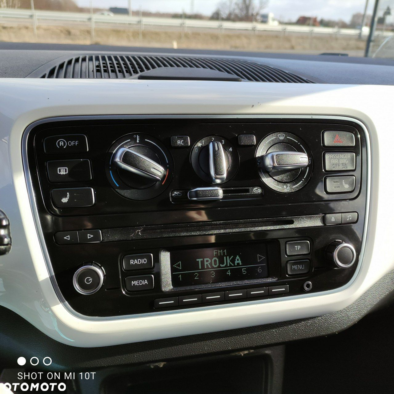 Volkswagen up! - 23