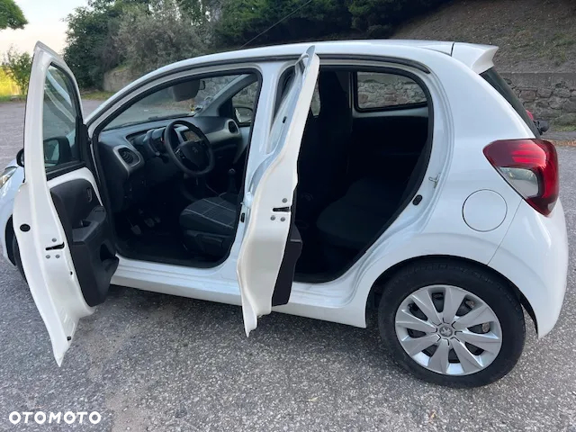 Peugeot 108 - 12