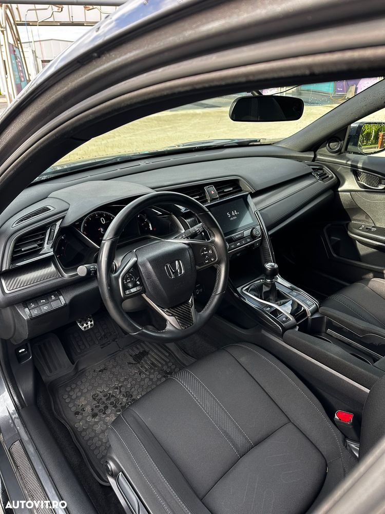 Honda Civic 1.5 VTEC Turbo Sport - 12