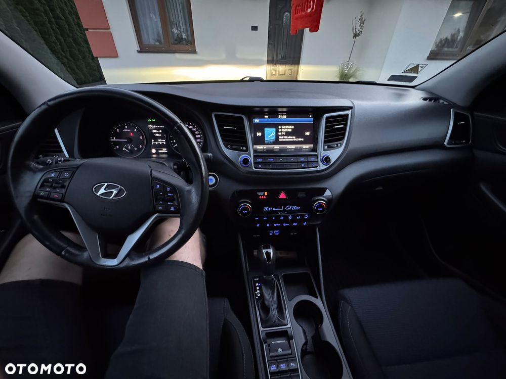 Hyundai Tucson 1.7 CRDI BlueDrive Comfort 2WD DCT - 10