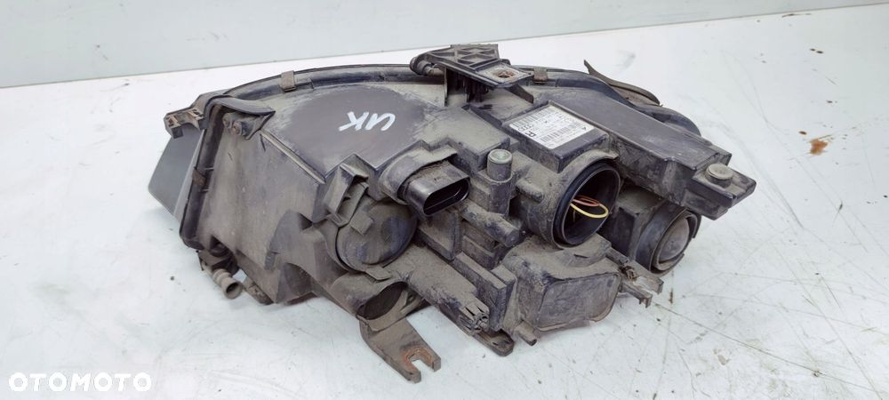 REFLEKTOR LAMPA PRAWY PRZÓD AUDI A4 B8 8K0941004A UK - 6