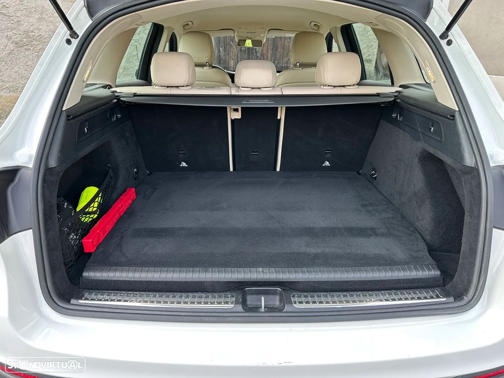 Mercedes-Benz GLC 300 e 4Matic - 11