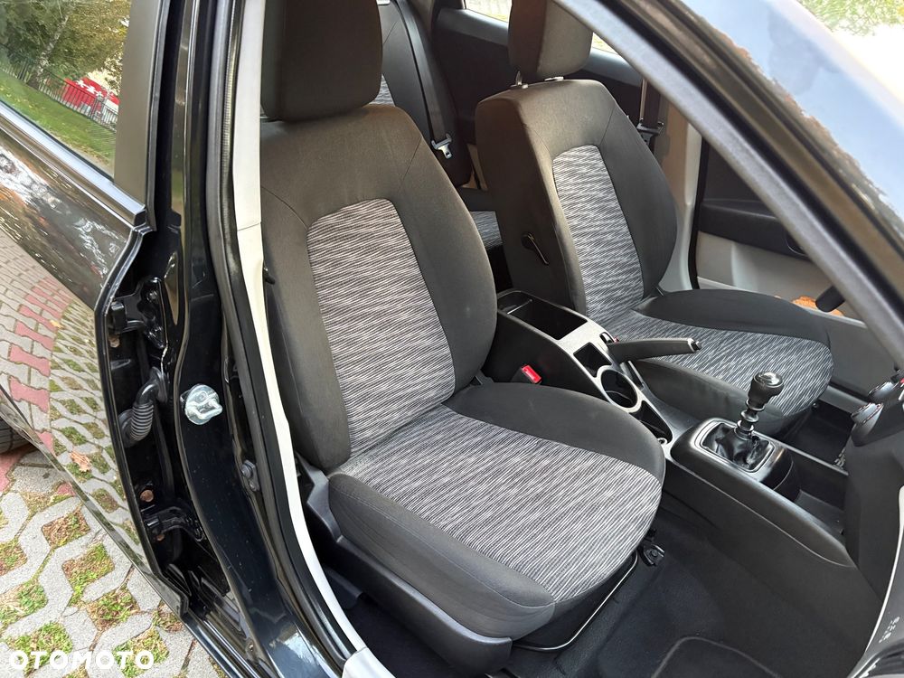 Kia Ceed - 20