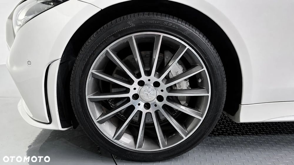 Mercedes-Benz CLS - 10