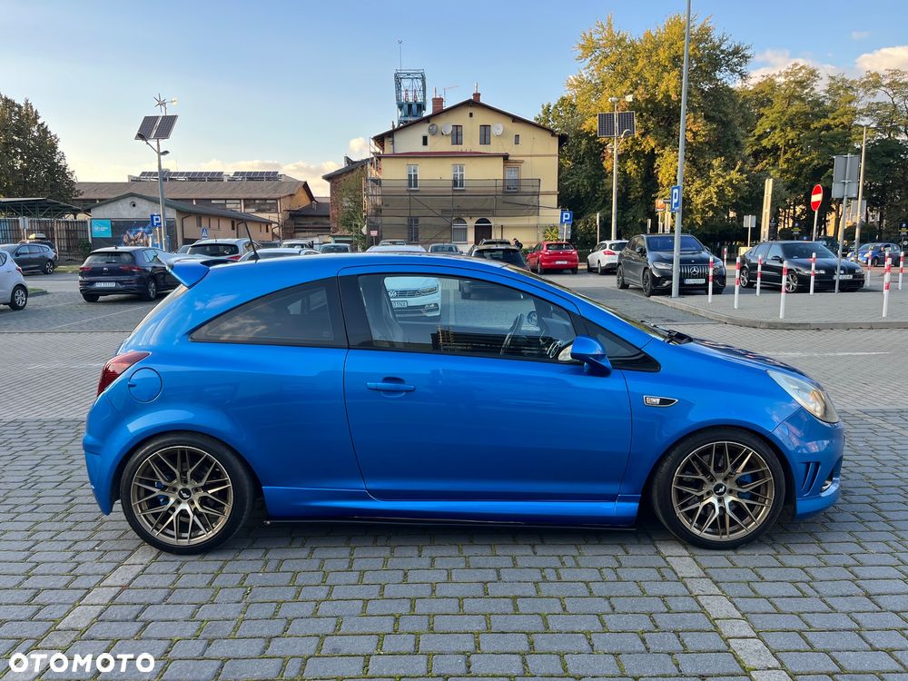 Opel Corsa 1.6T OPC - 5