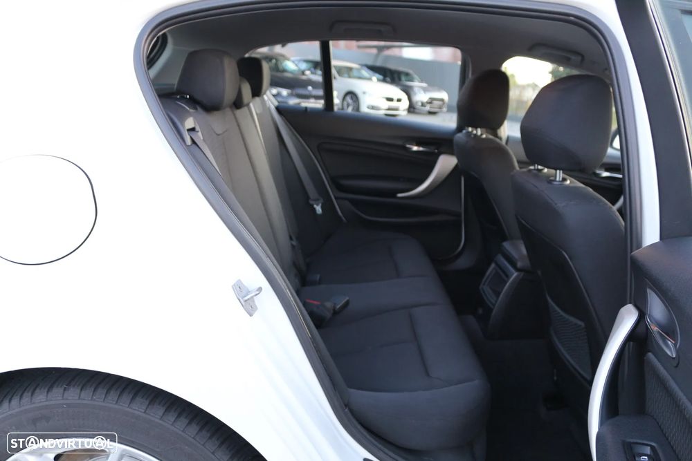 BMW 116 d Advantage - 24